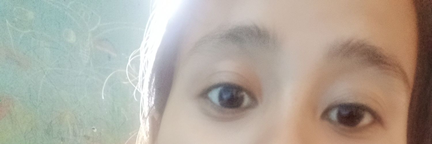 her_linaa's profile banner image
