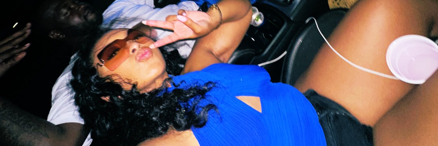 _paytt's profile banner image