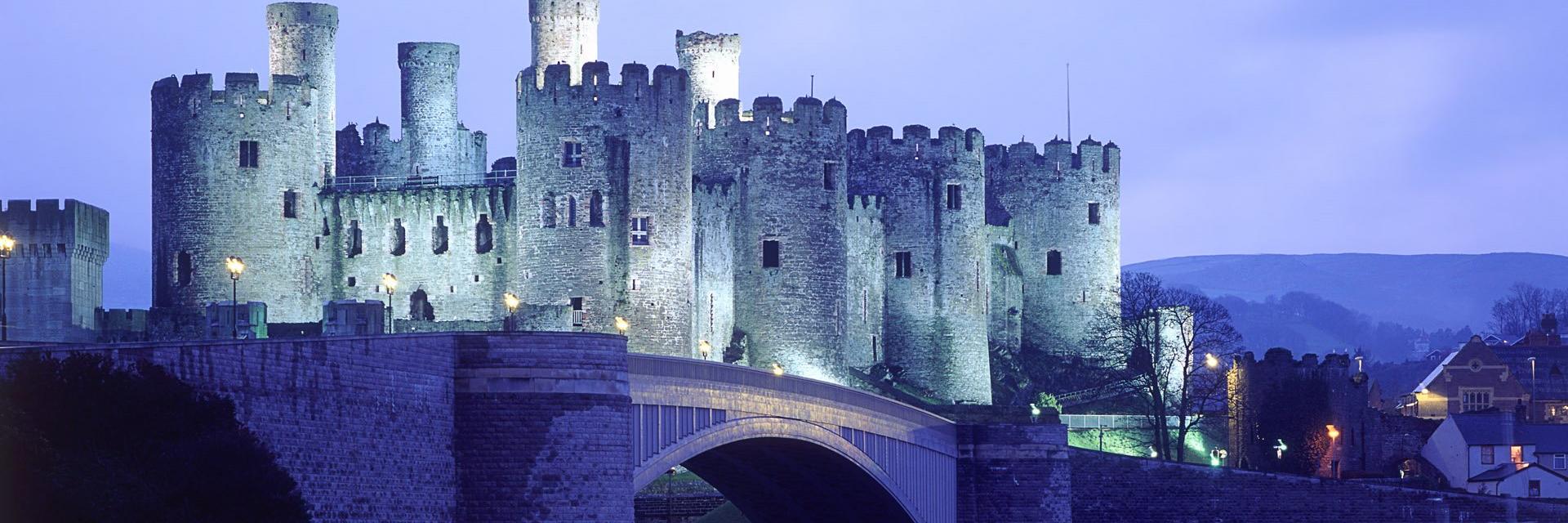 JobsCymru's profile banner image