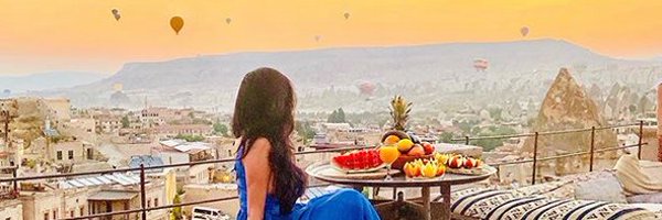 LauraG_143 Profile Banner