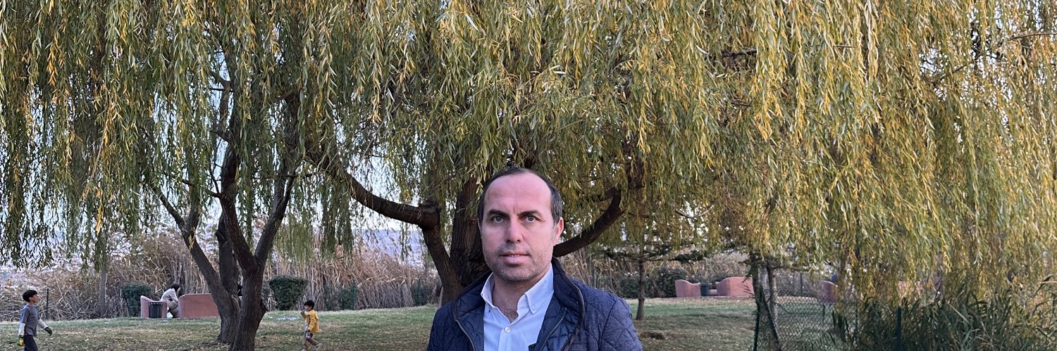 HusamDem's profile banner image