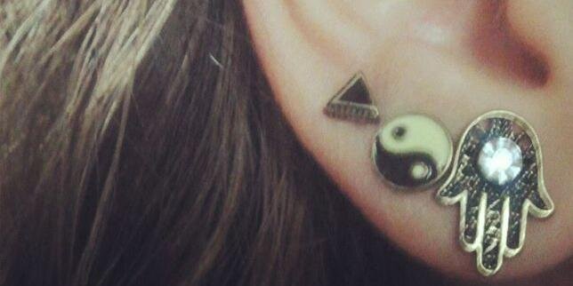 Earrings banner