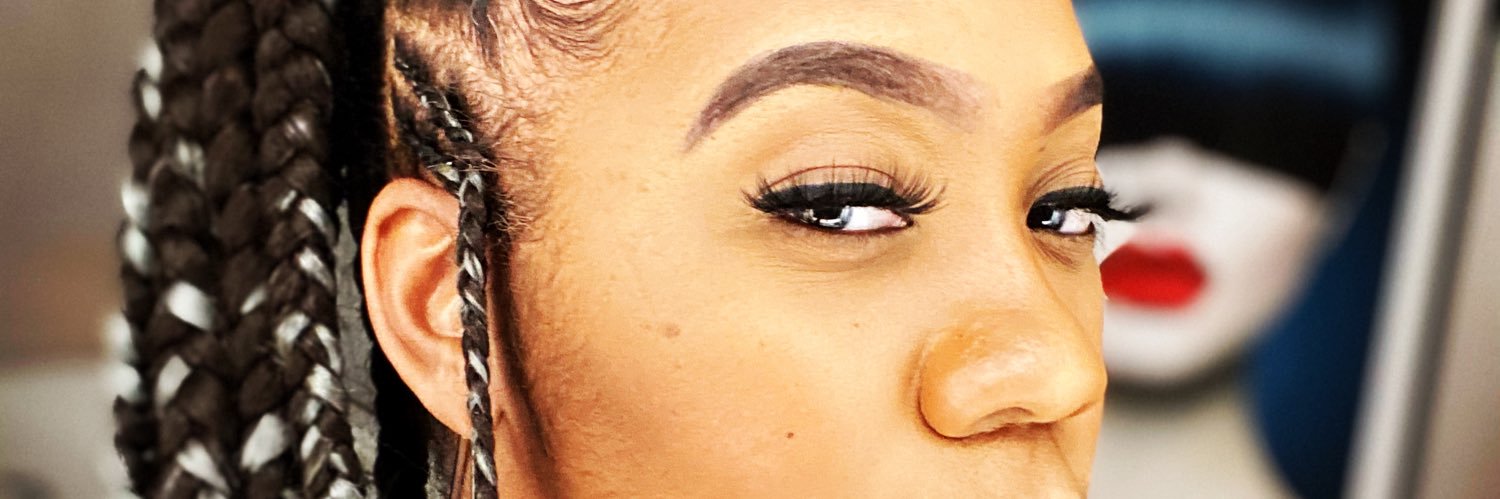 CourtneyLacyOfficial banner