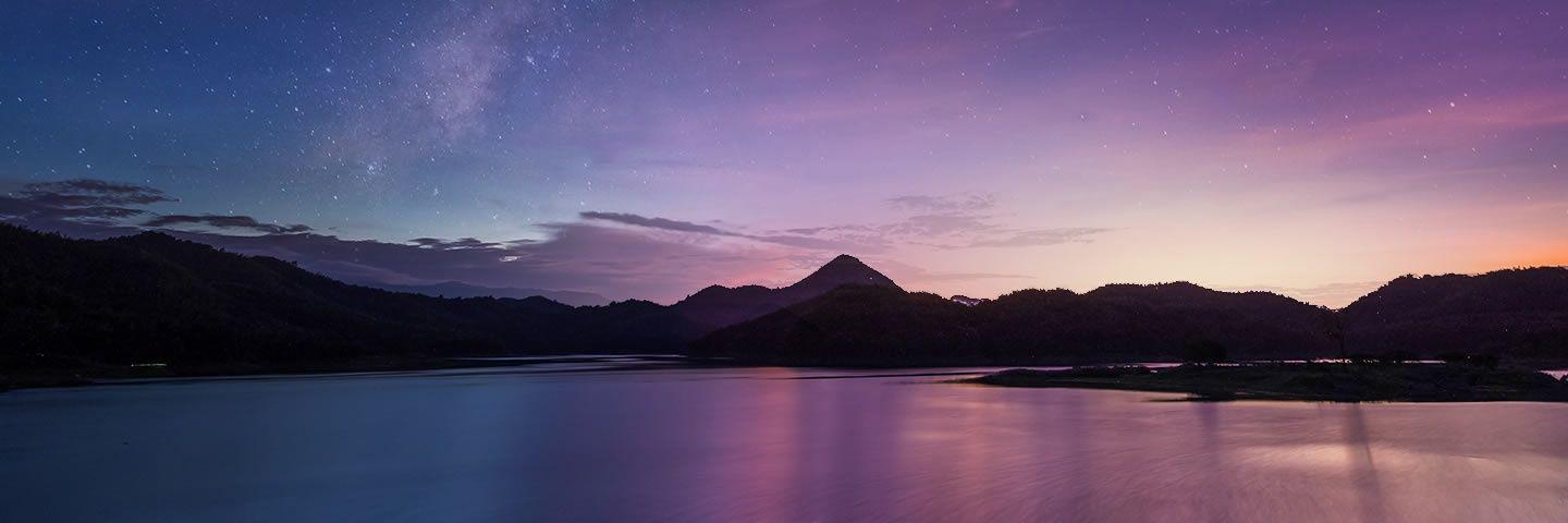 FadelKusuma's profile banner image