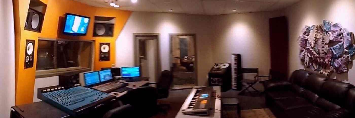 Studio24Omaha's profile banner image