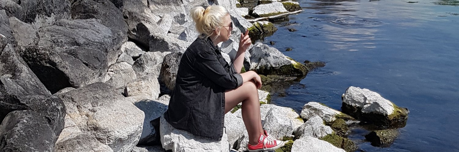 𝘊𝘰𝘭𝘭𝘦𝘵𝘵𝘦 𝘞 🐼 banner