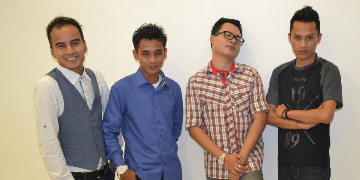 toni_host's profile banner image