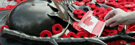 Lorie🇨🇦 banner