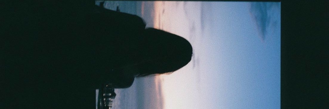 is19929's profile banner image