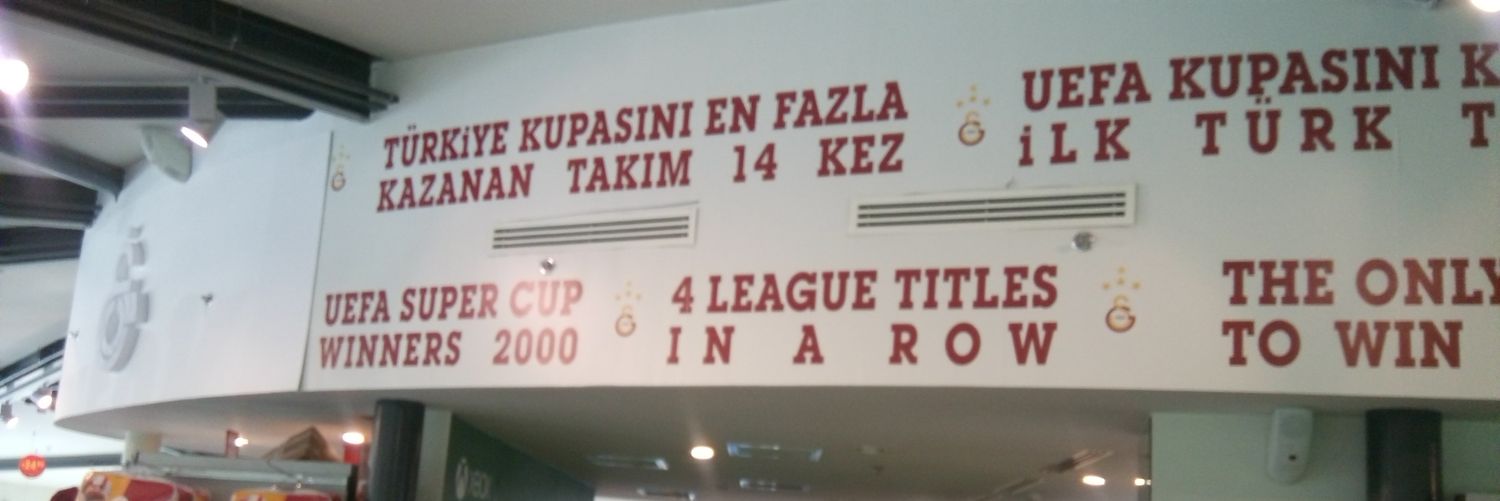 Fajarz's profile banner image