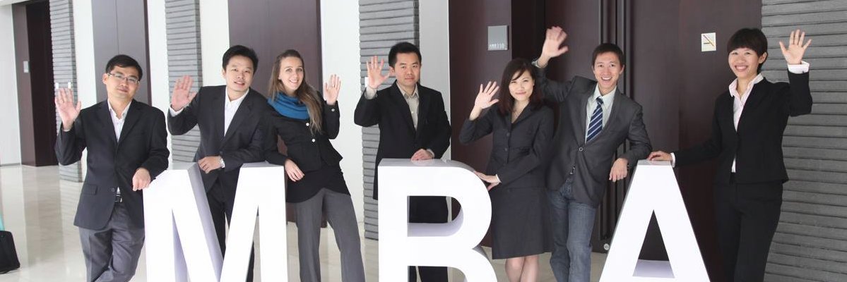 OnlineMBAReport's profile banner image