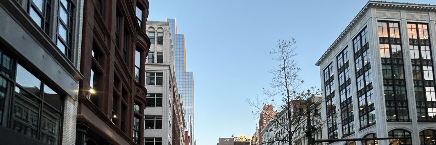 officialdmayes's profile banner image