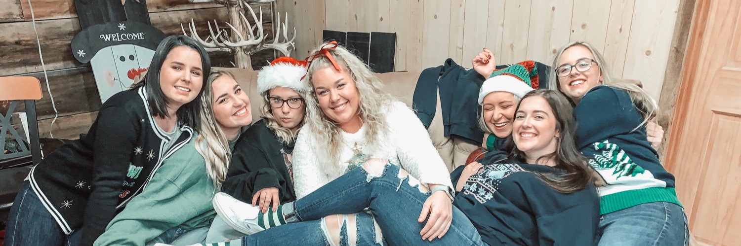 mariahclark99's profile banner image