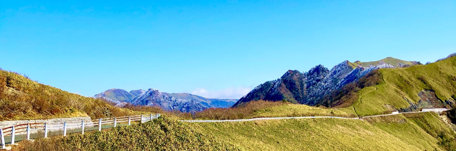 w_cattail's profile banner image