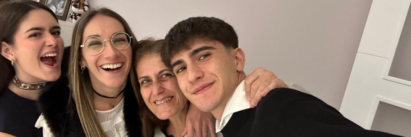 Lola García☯ banner