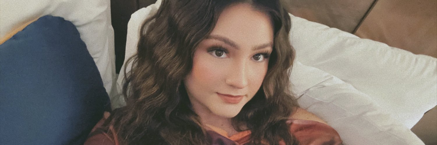 eeemmmmmmaaa_'s profile banner image