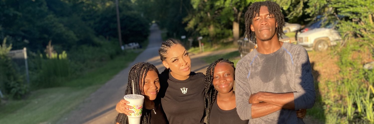 YellaDai's profile banner image