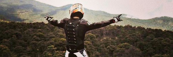 Velociraptor_13 Profile Banner