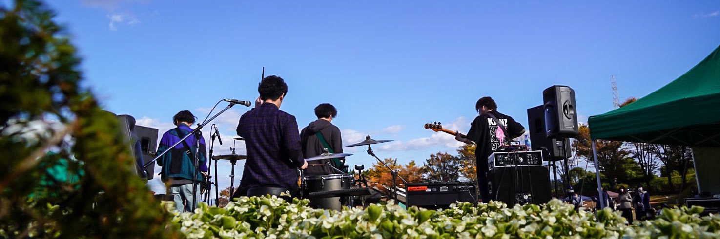 dry_moon25252's profile banner image