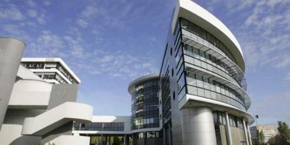 ESSEC_CSM's profile banner image