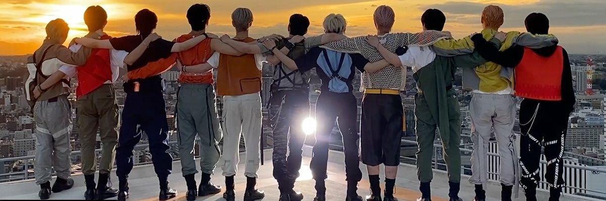 ann_dnlw's profile banner image