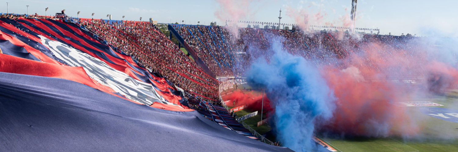 sofialogares's profile banner image
