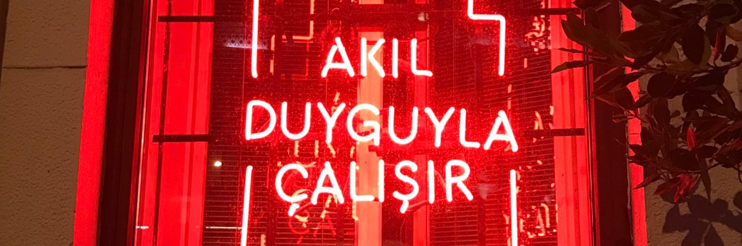 Onuurduslu's profile banner image