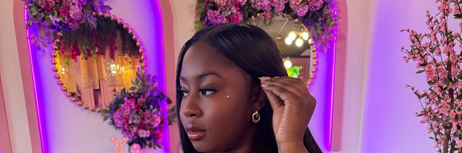 StephanieB👩🏾‍🎤💫🛸 banner