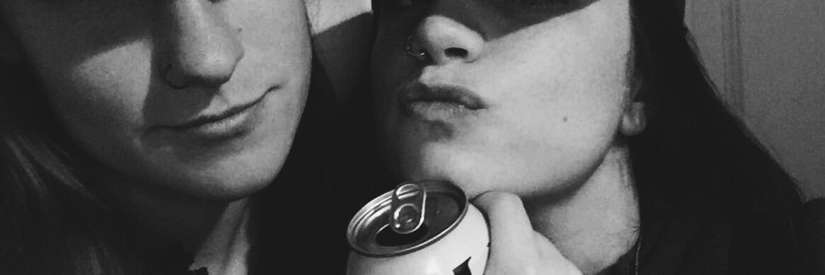 Holyy_Tweets's profile banner image