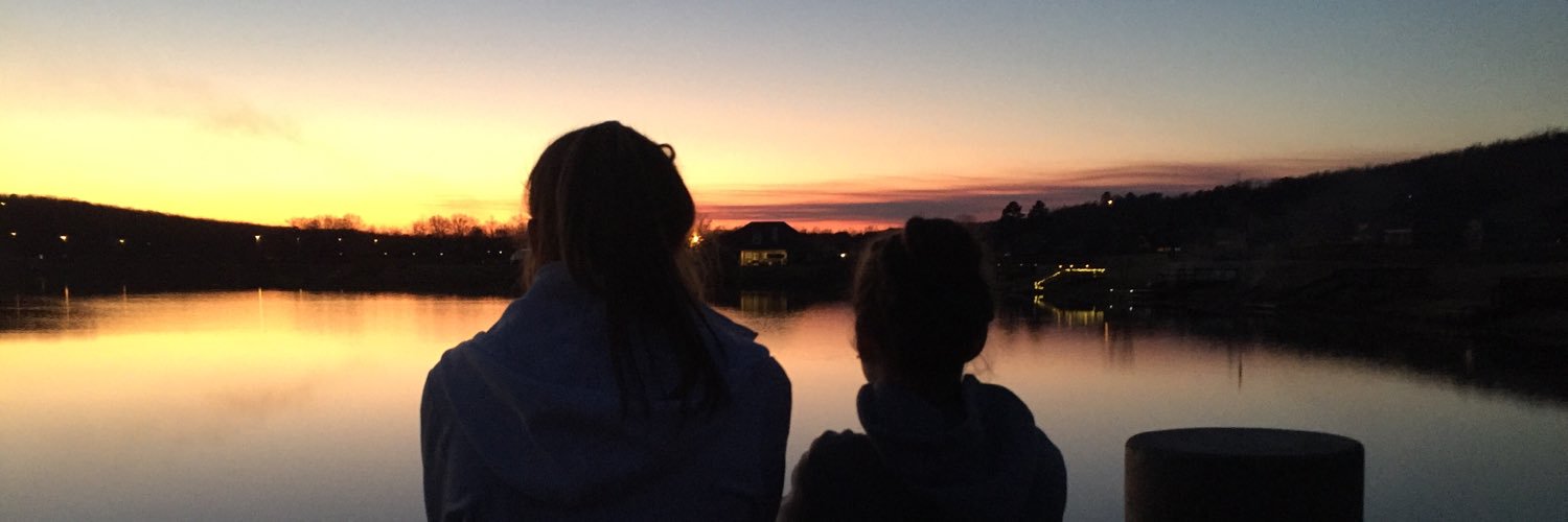 _leahgerald_'s profile banner image