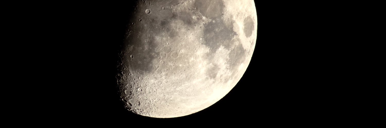 photor's profile banner image