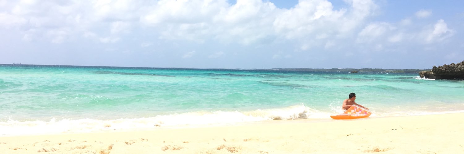 hnynsm's profile banner image