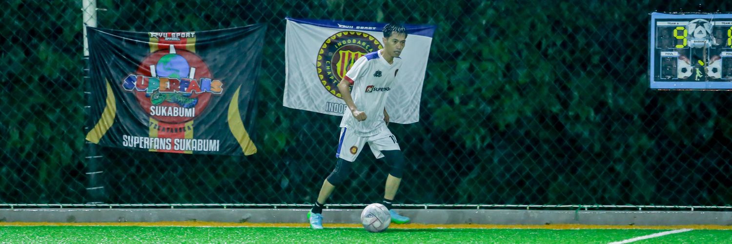 r_achmad8's profile banner image
