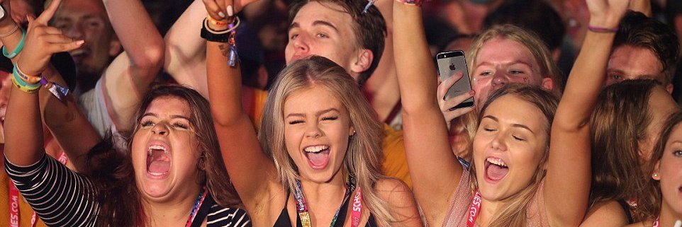 schoolies's profile banner image