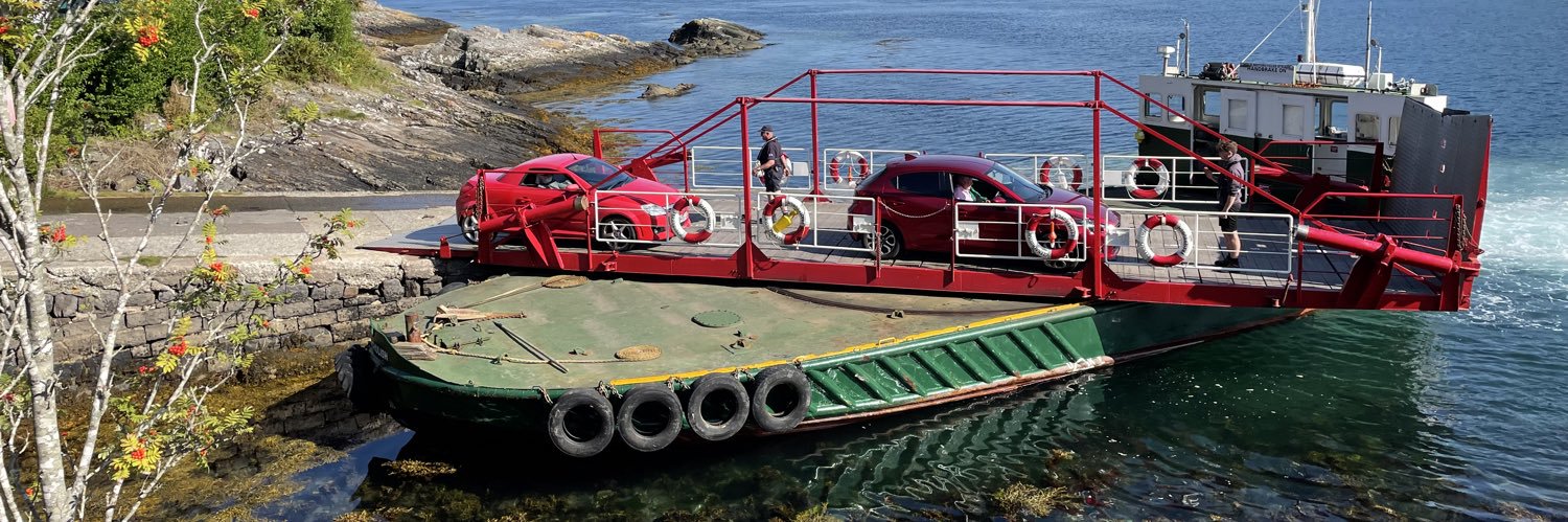 ravingeh's profile banner image