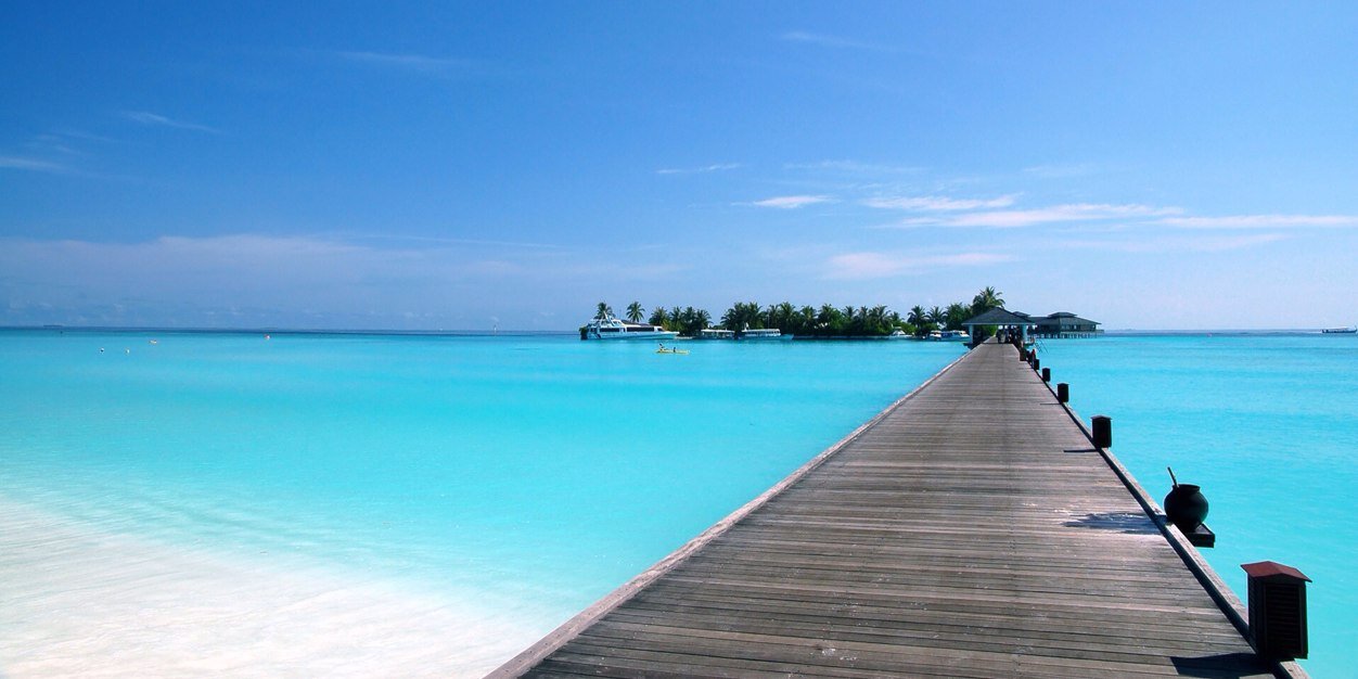 bluewaterchic's profile banner image