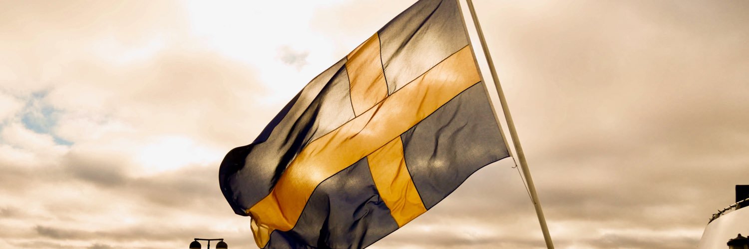 AM banner