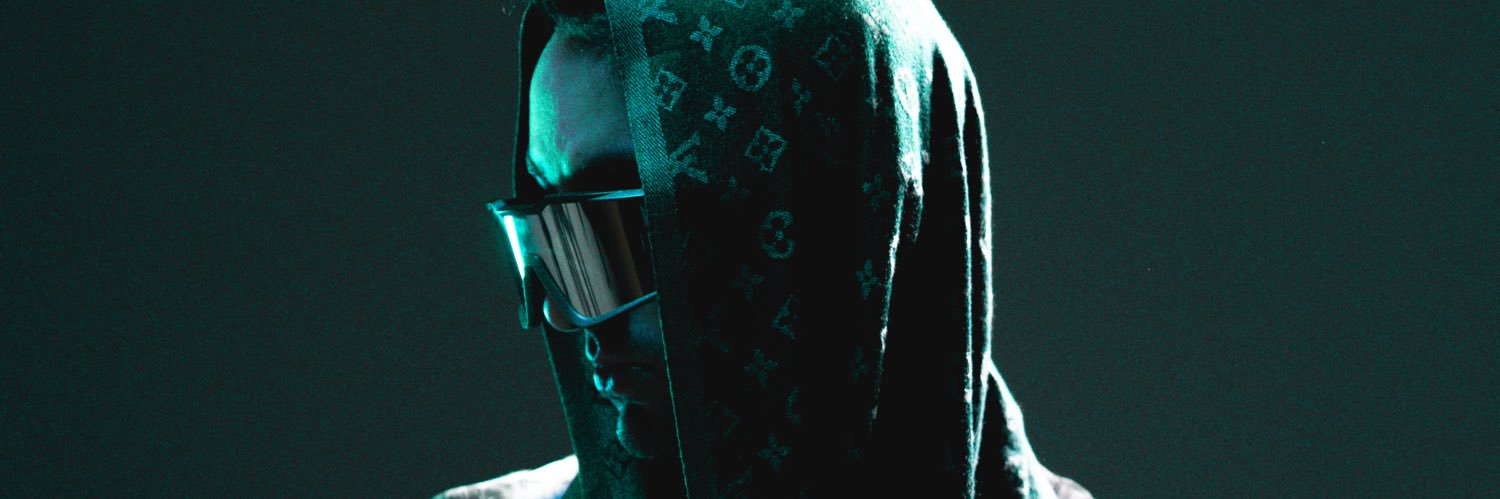 zoot1122's profile banner image
