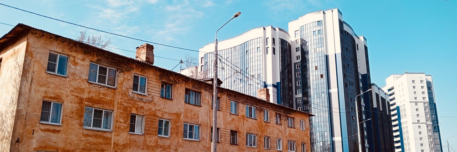 roommans's profile banner image