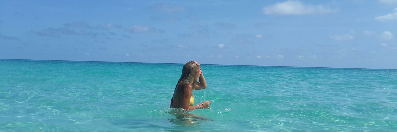 Cheefi's profile banner image