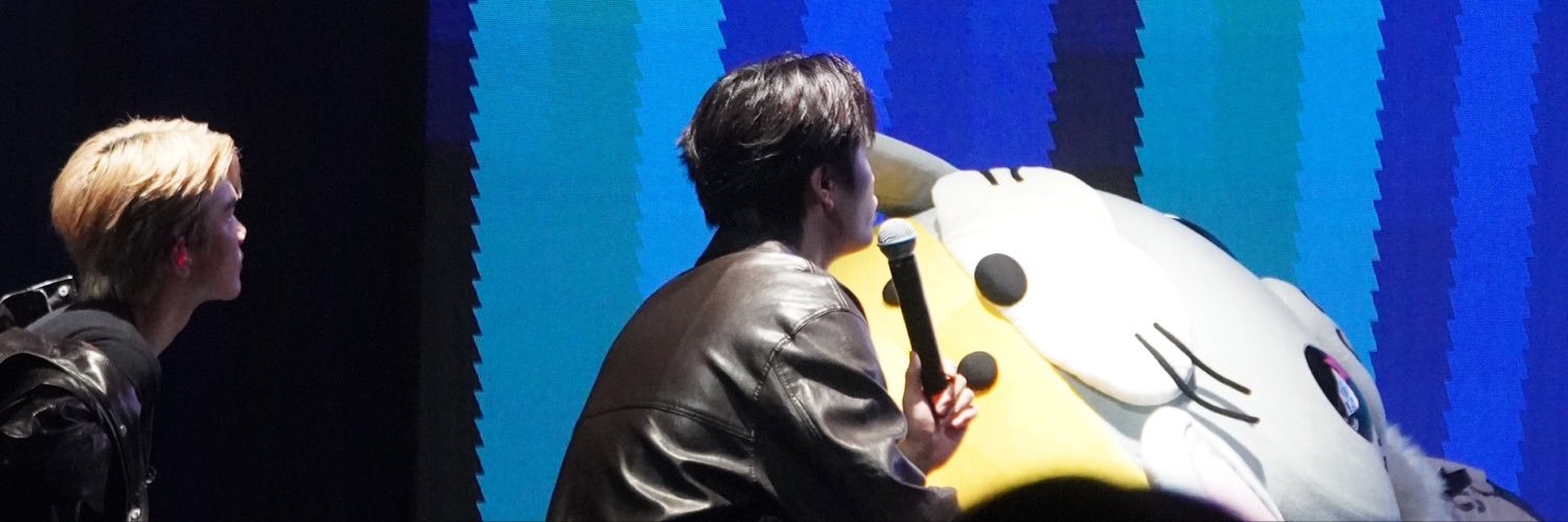 luoching_'s profile banner image