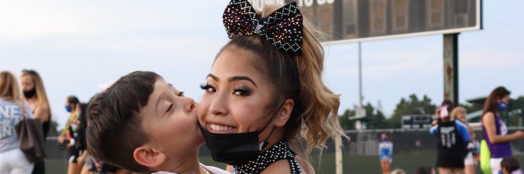 joannavalos's profile banner image