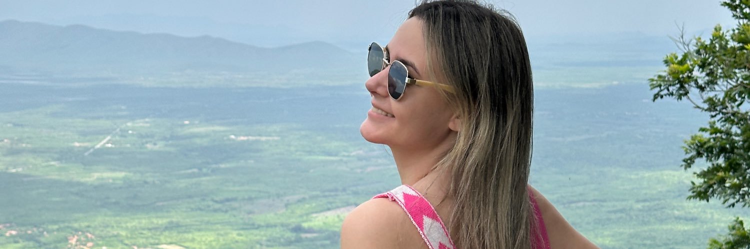 claudialrlopes's profile banner image