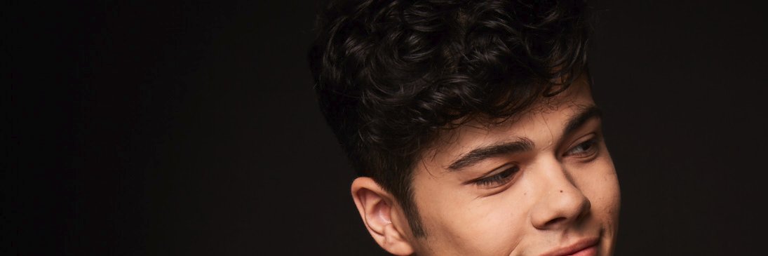 AlbertPradillos's profile banner image