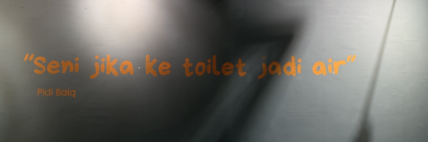𓃠 banner