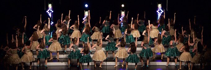 Loveland Showchoirs banner