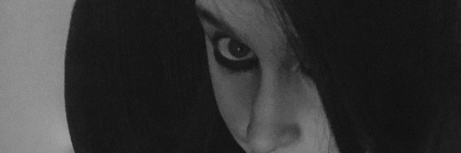 MissposionQuinn banner