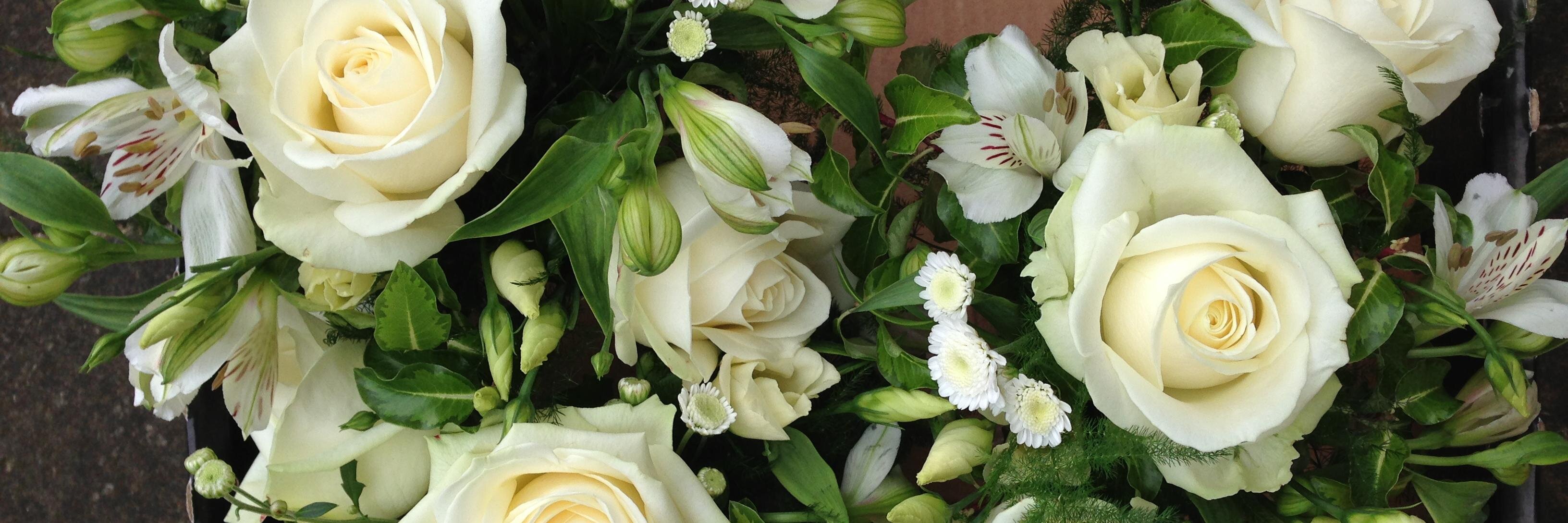 LUXE_Flowers's profile banner image