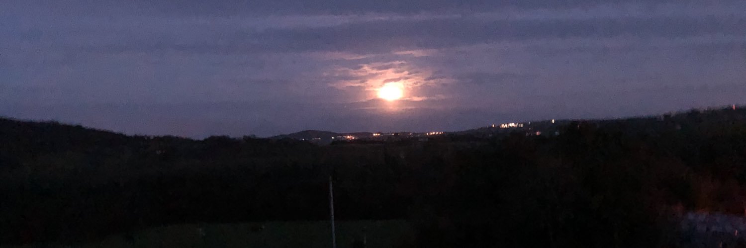 M Uí Dhochartaigh banner