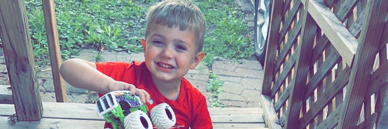 kyleenewlin's profile banner image